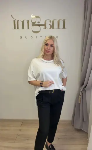 Palaidine dekoruota apykakle